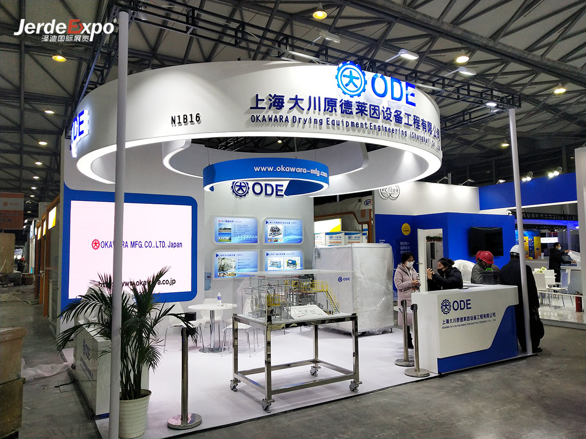 cphi制药展台搭建现场图